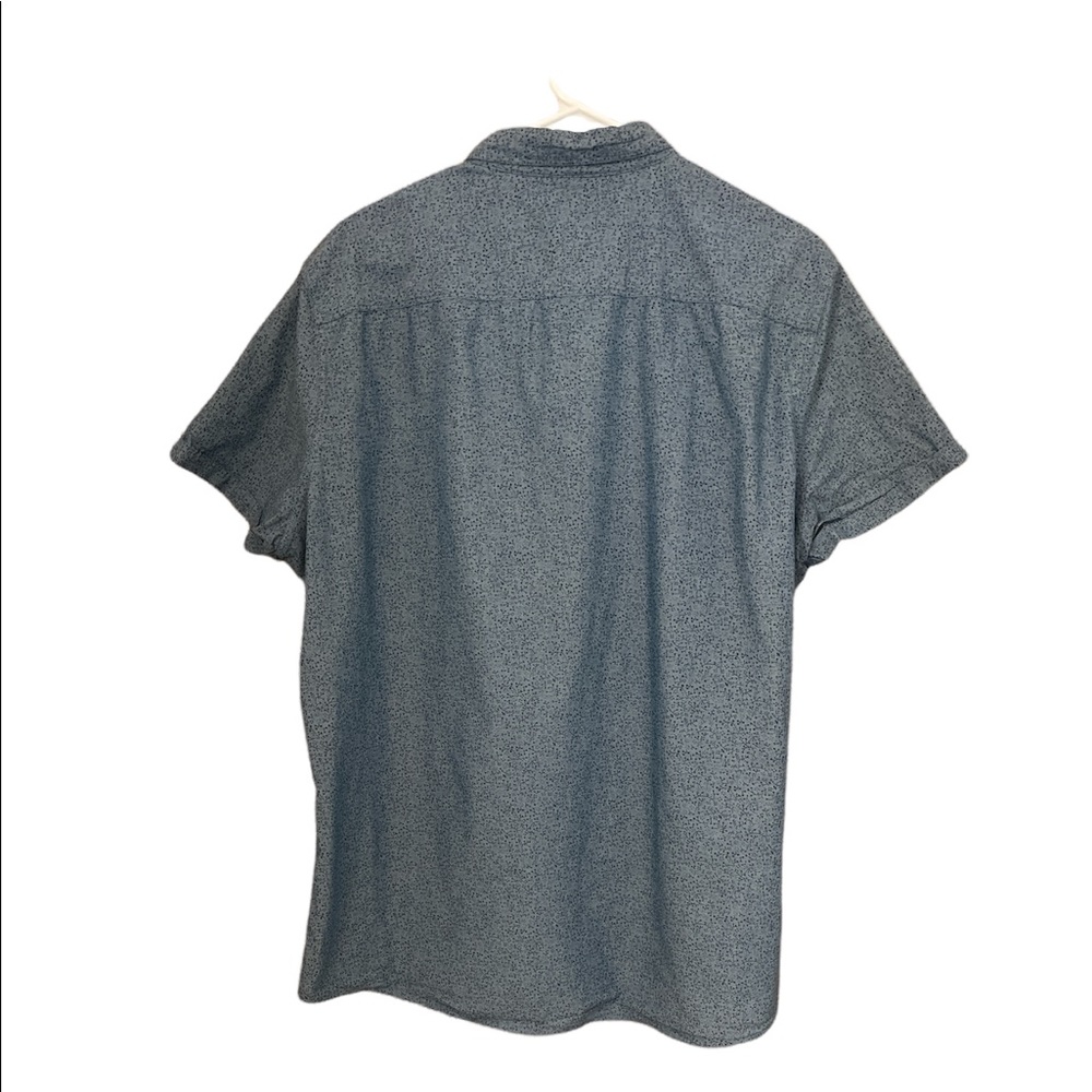 Marc Anthony Short Sleeve Shirt - Picture 2 of 4